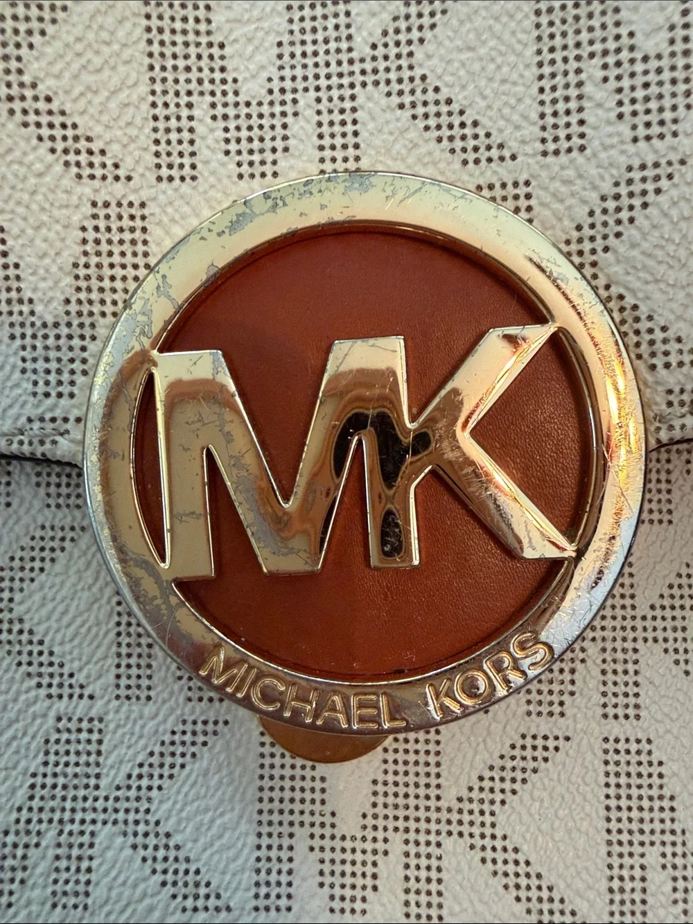 Michael Kors Beige Vanilla MK Logo Chain Crossbody/clutch